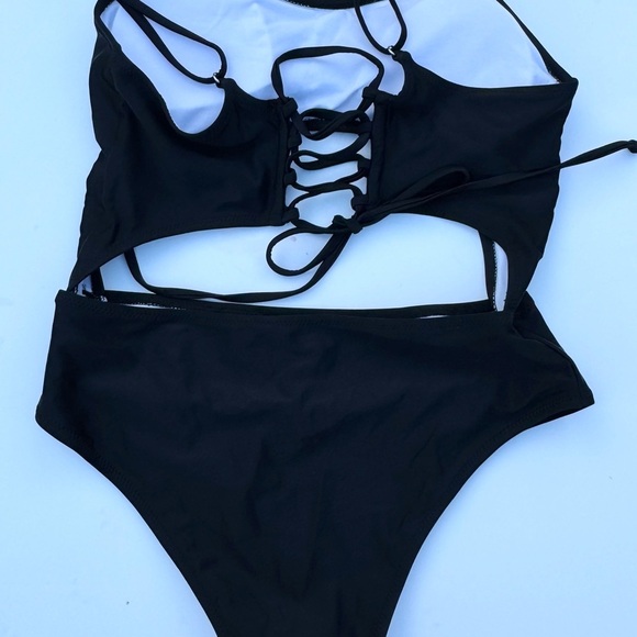 One piece swimsuit with lace up back - Picture 2 of 4